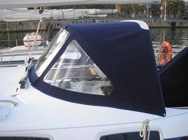 Sprayhood For Cruiser 31 - sprayhoodz.eu