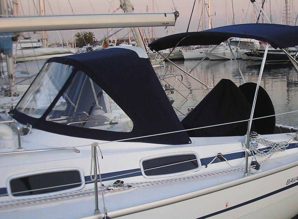 Sprayhood For 2007 Cruiser 38