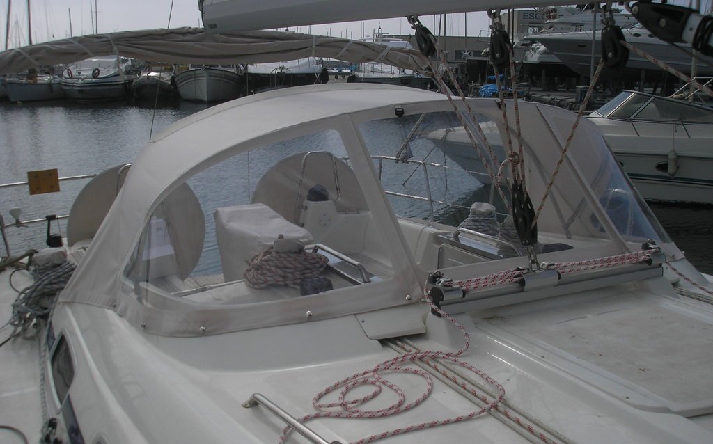 Sprayhood For 2005 Cruiser 46