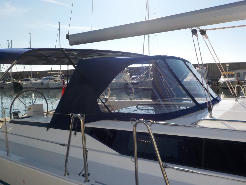 Sprayhood For Holiday C45