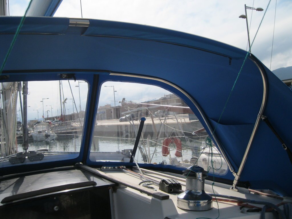 Sprayhood For Oceanis 370 - sprayhoodz.eu