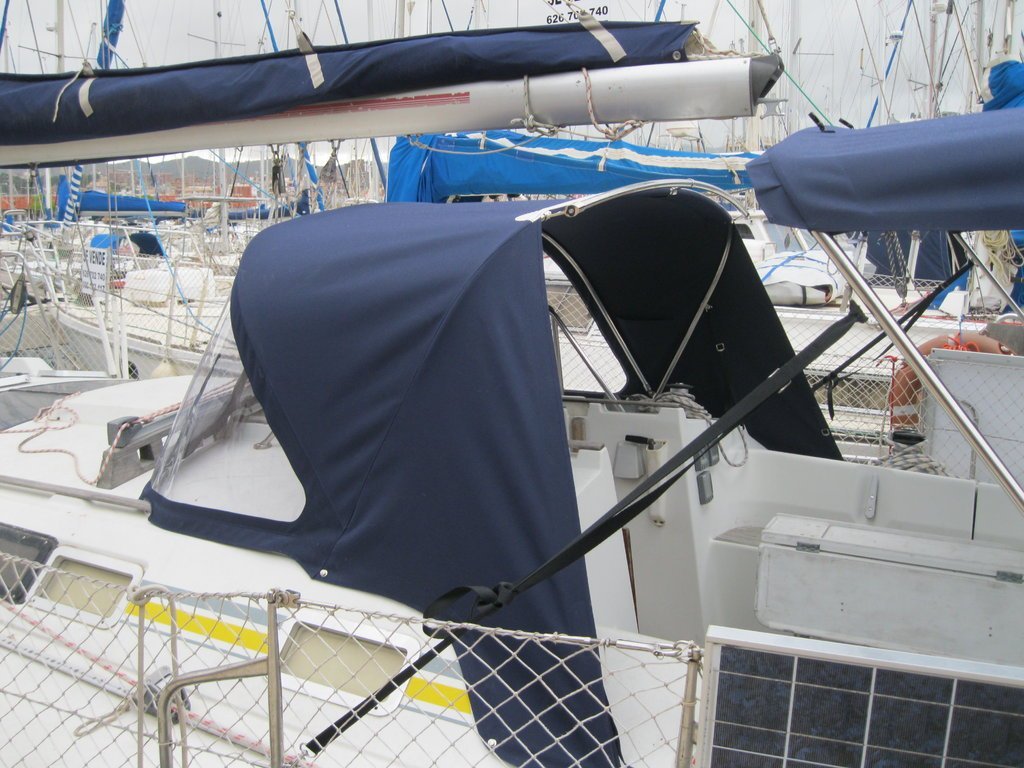 Sprayhood For Oceanis 430 - sprayhoodz.eu