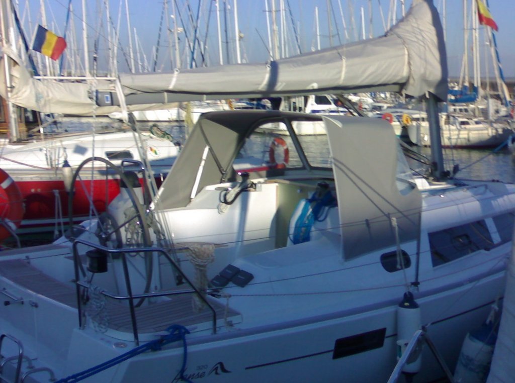 Sprayhood For Hanse 320 - sprayhoodz.eu