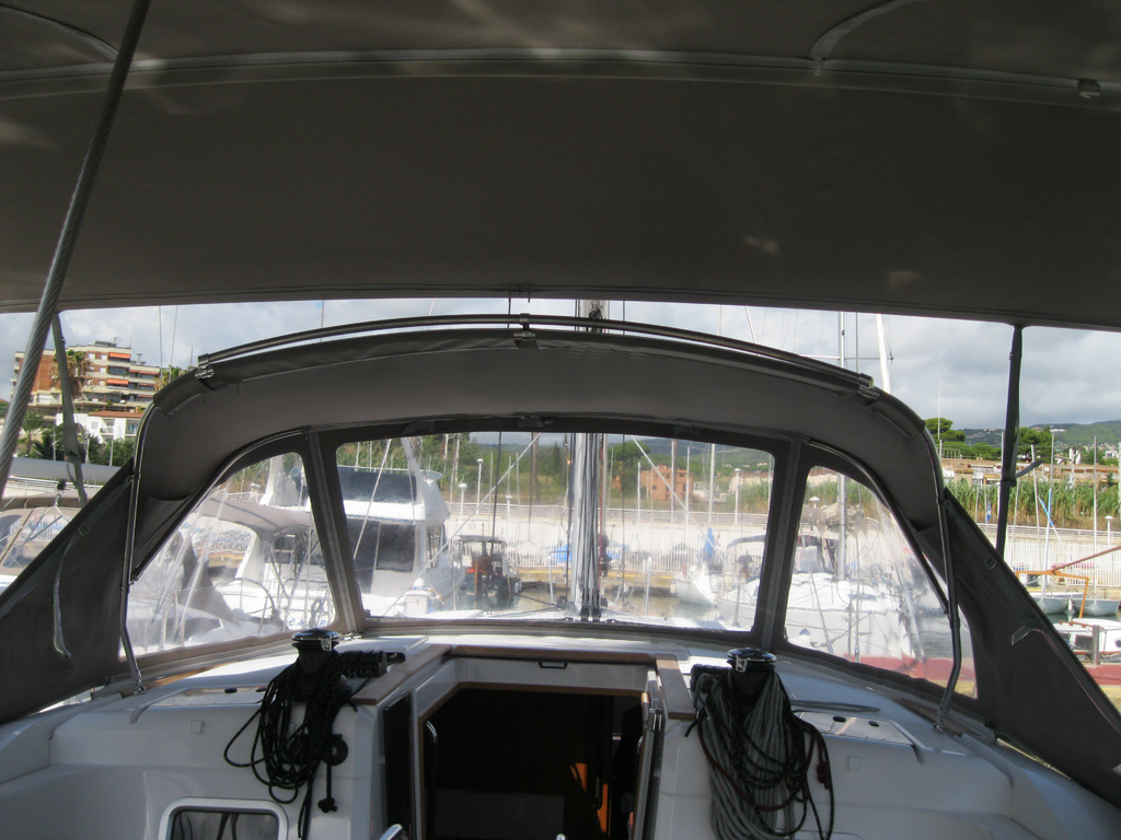Sprayhood For Sun Odyssey 479