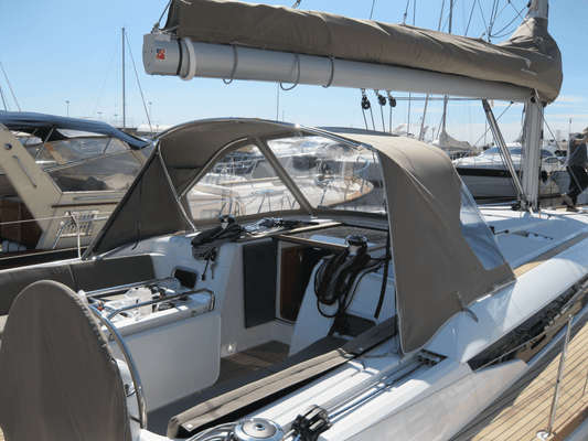 Sprayhood For Sun Odyssey 509 - sprayhoodz.eu