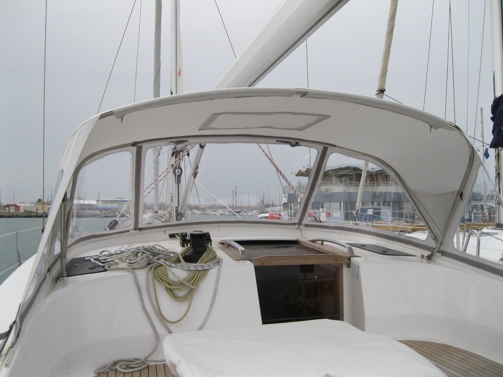 Bavaria Cruiser Canvas Refresh Example - sprayhoodz.eu