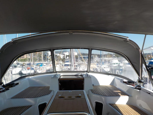 When to Replace Boat Sprayhood Canvas - sprayhoodz.eu