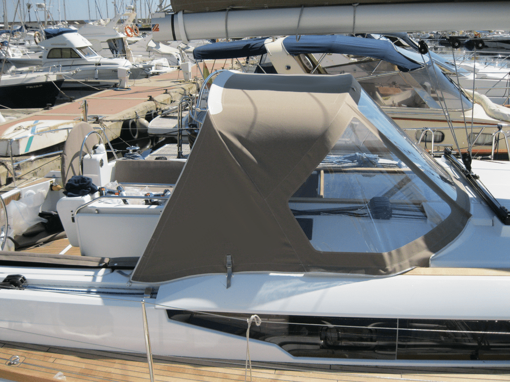 Marine Fabric Durability Guide for Sprayhoods - sprayhoodz.eu