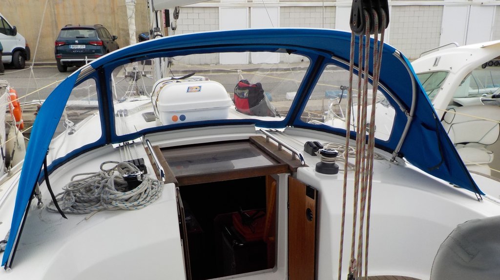 Sprayhood For 2010 Cruiser 32
