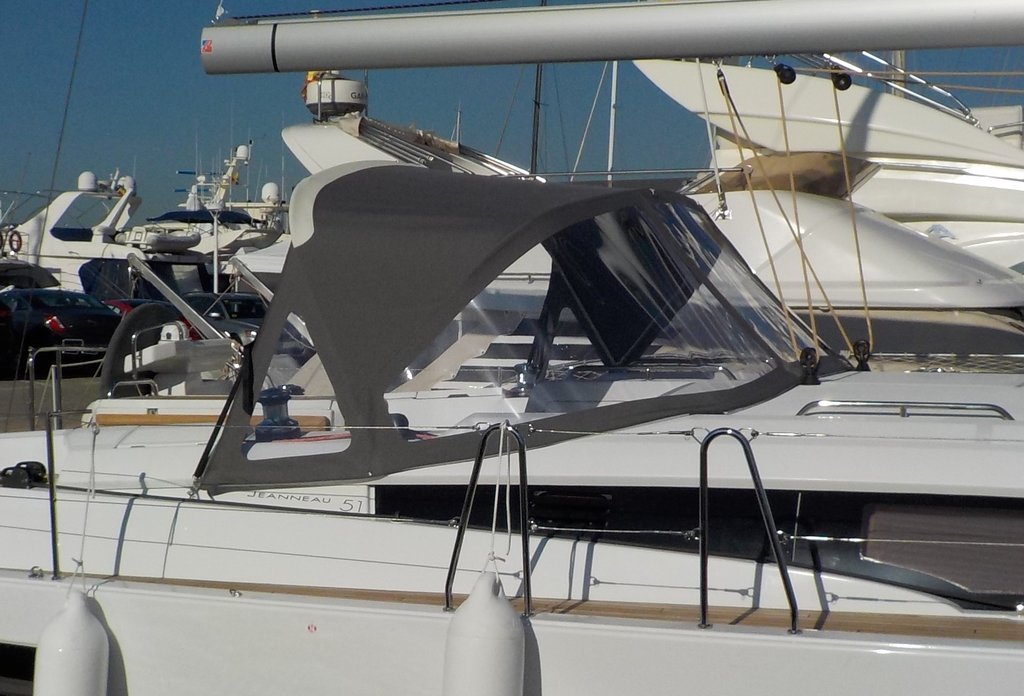 Sprayhood For Jeanneau 51