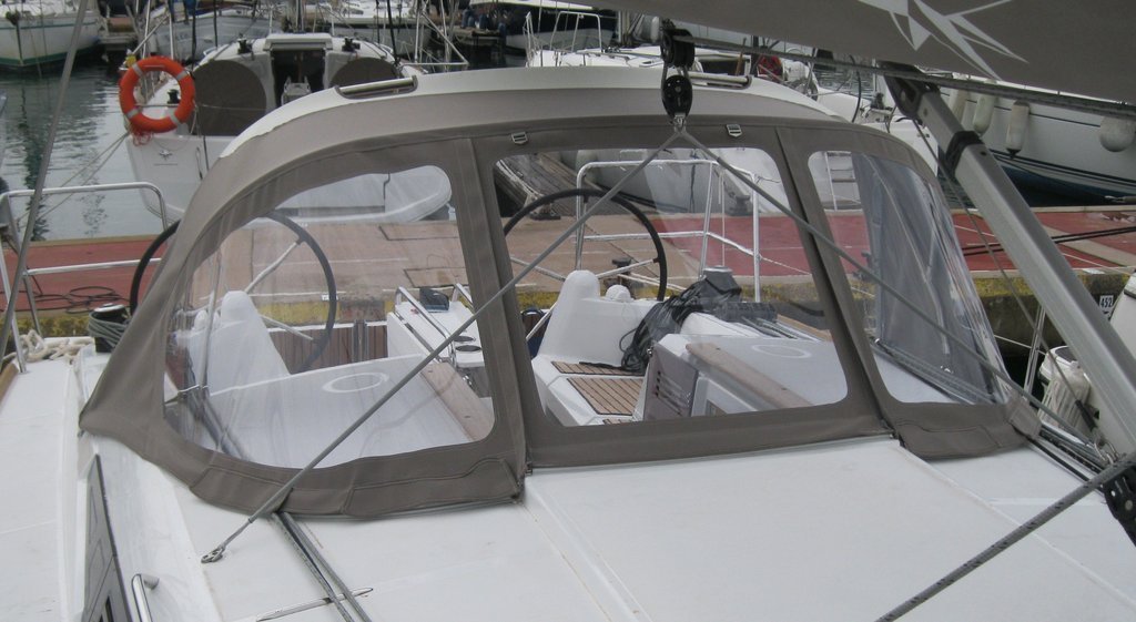 Sprayhood For Sun Odyssey 349