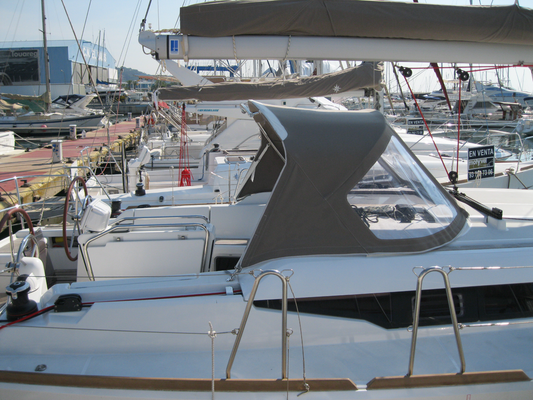 Sprayhood For Sun Odyssey 409