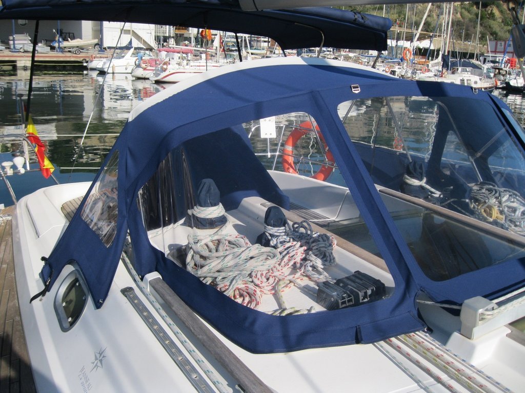 Sprayhood For Sun Odyssey 42.2