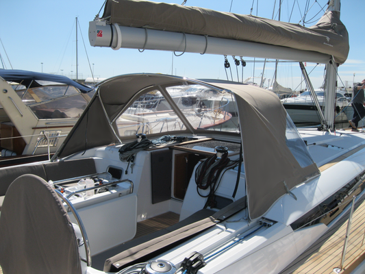 Sprayhood For Sun Odyssey 509